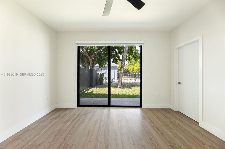 Spacious, unfurnished interior of a new home in , Miami (Image 33).