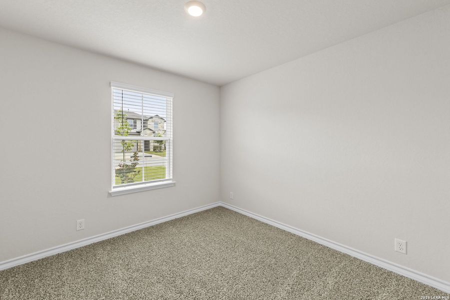 Spacious, unfurnished interior of a new home in Brookstone Creek, San Antonio (Image 21).