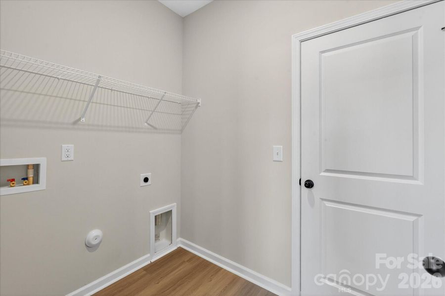 Spacious, unfurnished interior of a new home in Knights Bridge, Richburg (Image 9). Spacious, unfurnished interior of a new home in Knights Bridge, Richburg (Image 9).