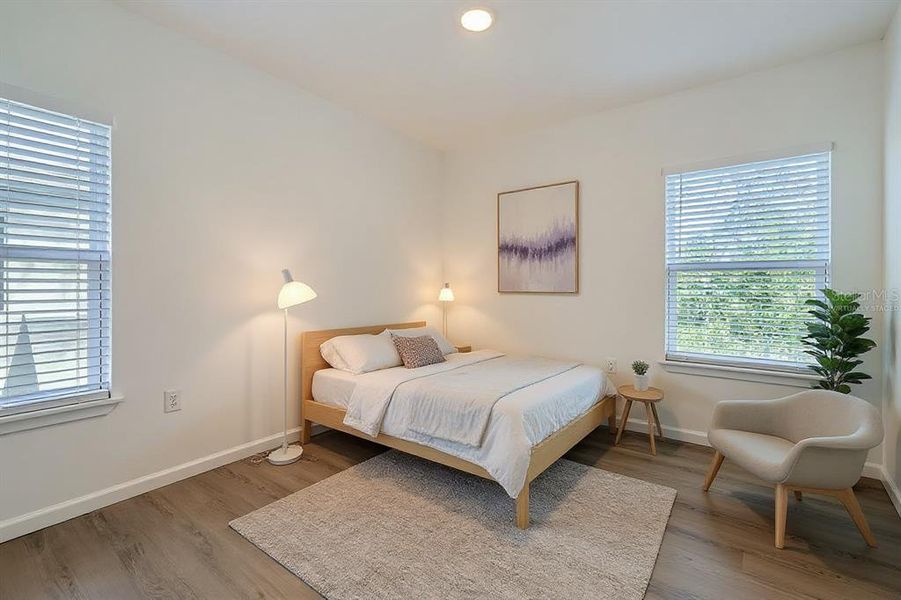 Furnished interior view inside a new home in , Orlando (Image 14).