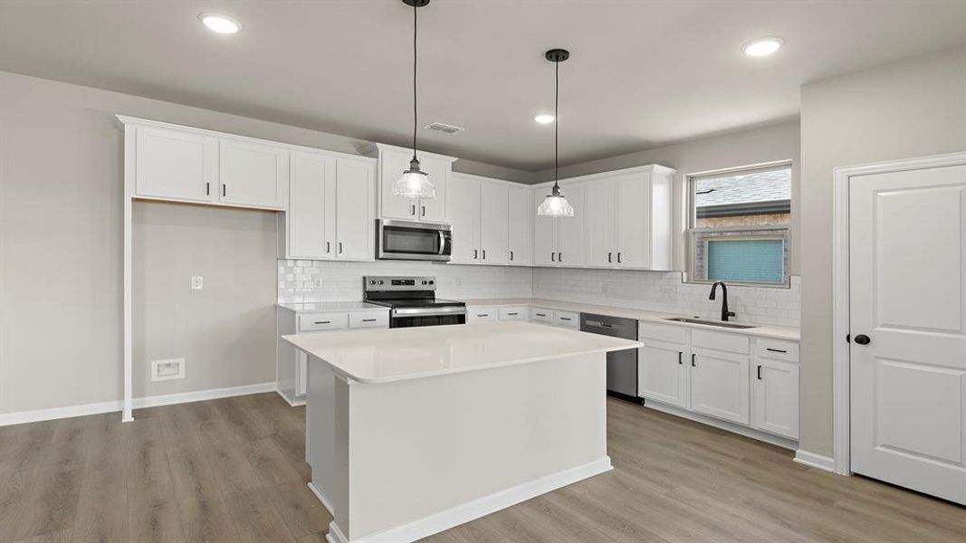 13. 2914 Wagoner - Kitchen (2)