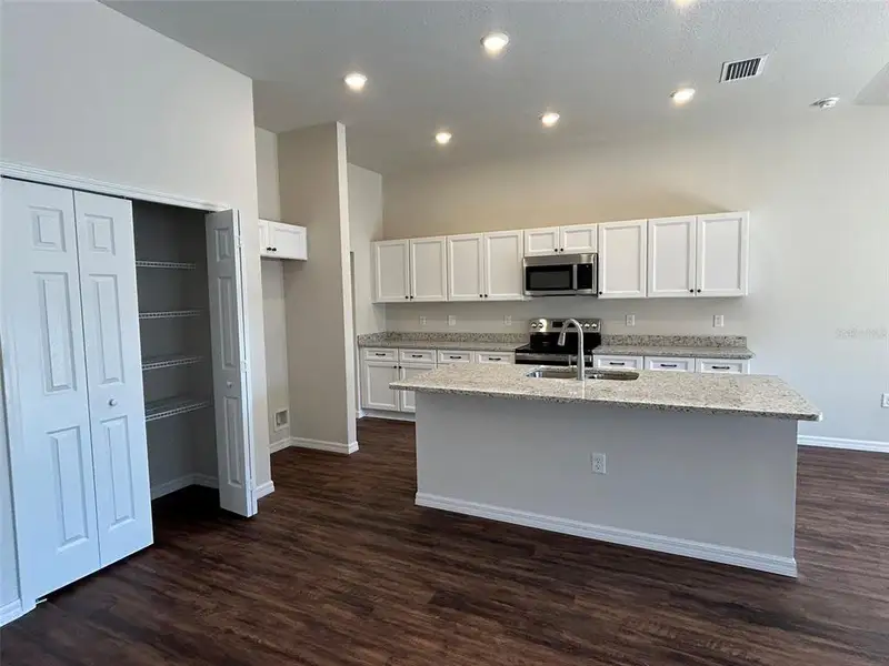 Furnished interior view inside a new home in , Citrus Springs (Image 5).