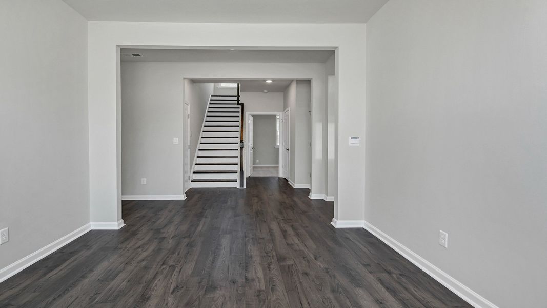 Spacious, unfurnished interior of a new home in Sease's Pond, Gilbert (Image 20).