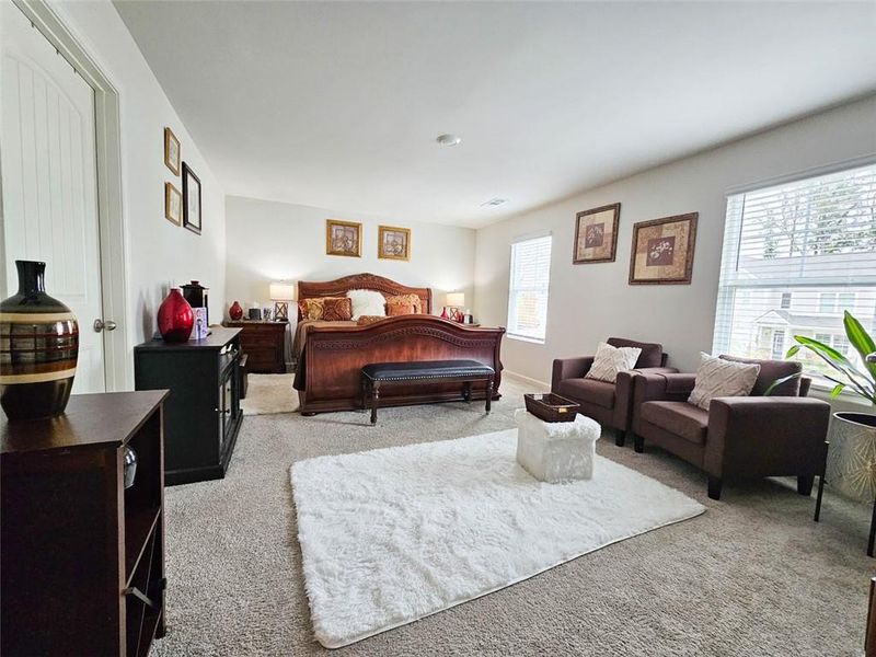 Furnished interior view inside a new home in , Braselton (Image 5).