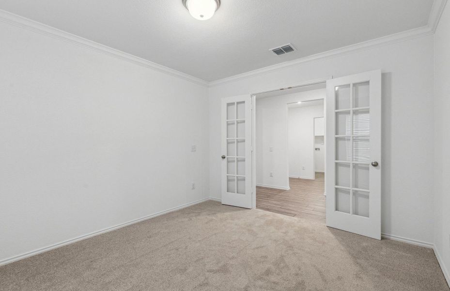 Representative unfurnished interior of a home built from the Killeen by Centex in Cottonwood, Howe (Image 14).