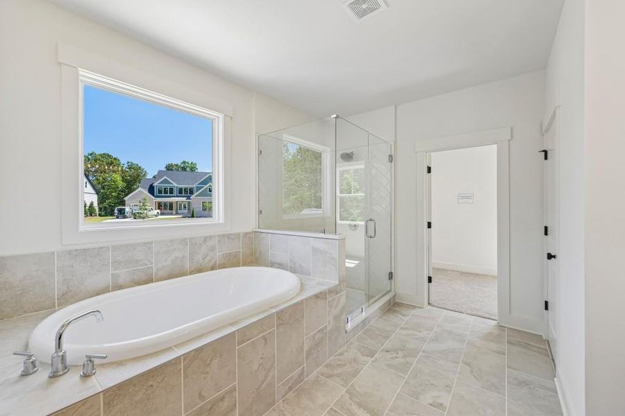 Furnished interior view inside a new home in White Post on Lake Lanier, Gainesville (Image 12).