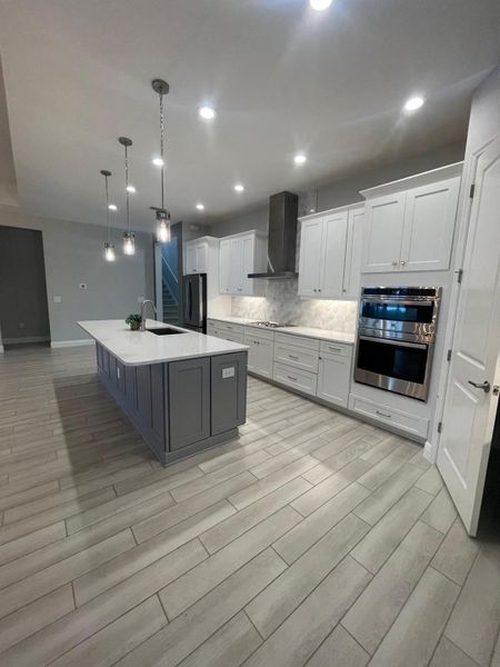 Furnished interior view inside a new home in , Naples (Image 7).