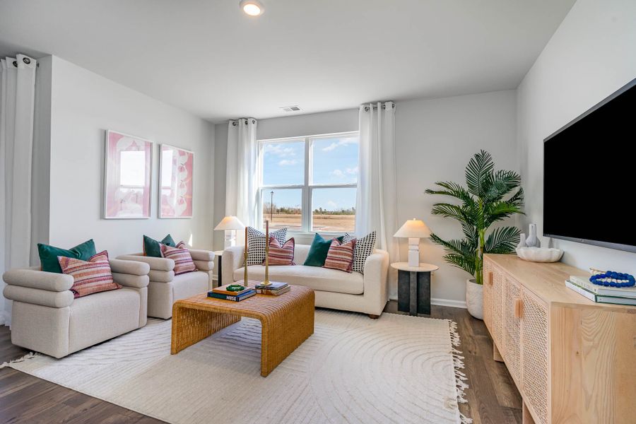 Representative furnished interior of a home built from the CALI by D.R. Horton in Kingston Bay, Conway (Image 25).