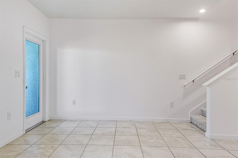 Spacious, unfurnished interior of a new home in , New Port Richey (Image 20).