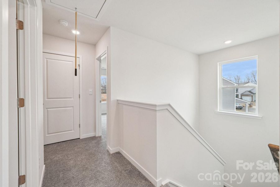 Spacious, unfurnished interior of a new home in Clark Creek Landing, Lincolnton (Image 11).