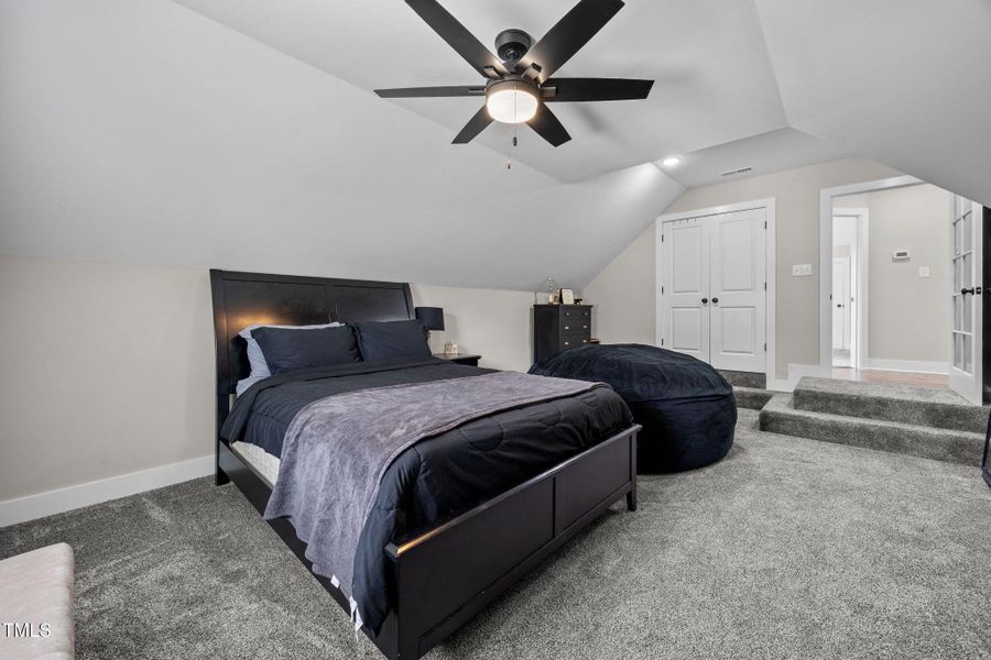 40-web-or-mls-IMG_5935 40-web-or-mls-IMG_5935