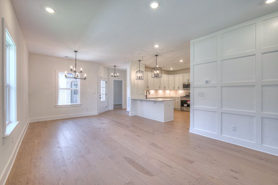 *Photo of example home. Selections and finishes may vary.