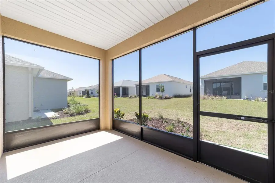 Exterior details and patio area of a home in , Ocala (Image 4).