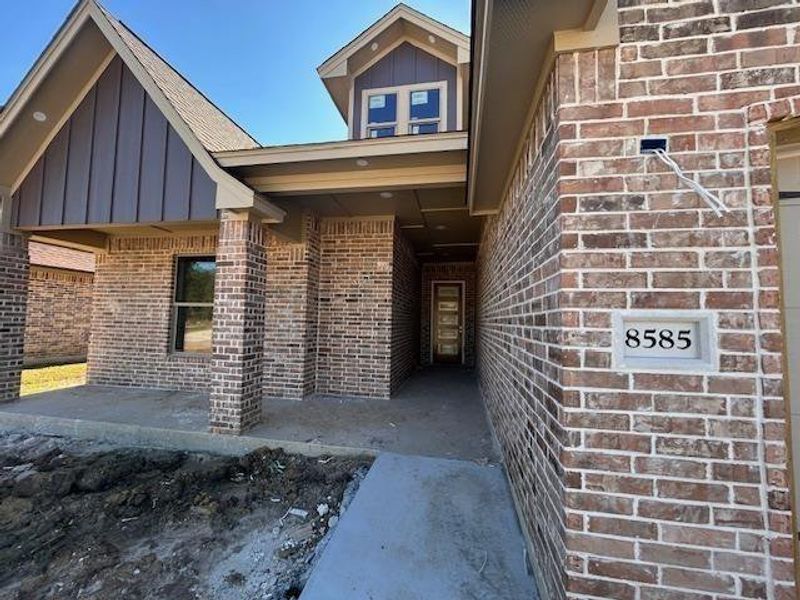 Exterior details and patio area of a home in , Beaumont (Image 3).