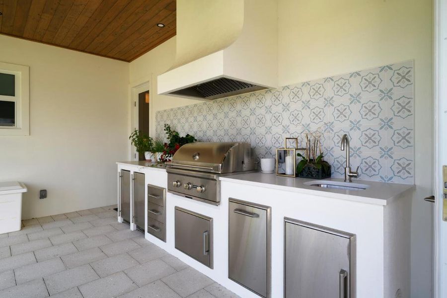 SUMMER KITCHEN SUMMER KITCHEN