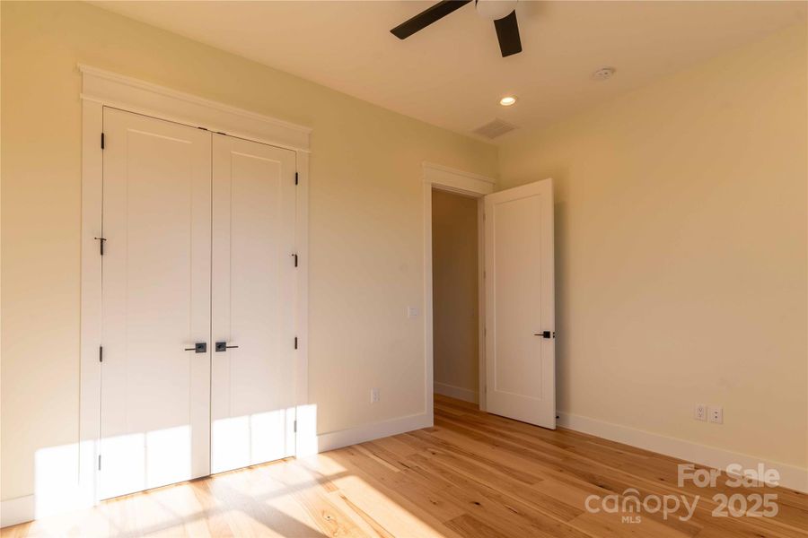 Spacious, unfurnished interior of a new home in , Hendersonville (Image 14).