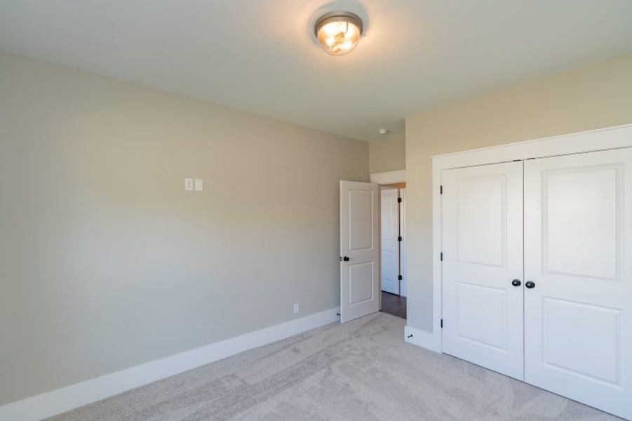 Spacious, unfurnished interior of a new home in Creekside, Cleveland (Image 56). Spacious, unfurnished interior of a new home in Creekside, Cleveland (Image 56).