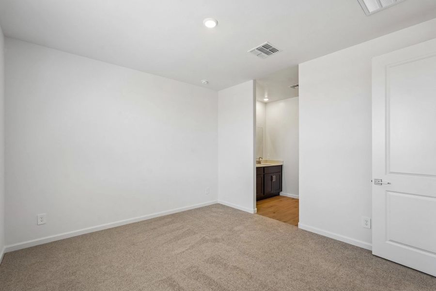 Primary suite
