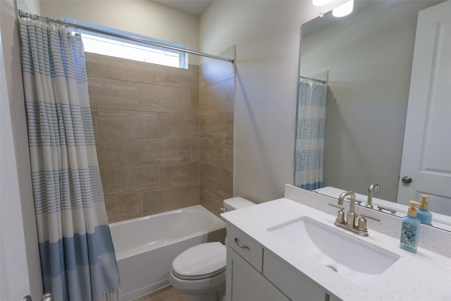 Furnished interior view inside a new home in Amira: Heritage Collection, Tomball (Image 24).