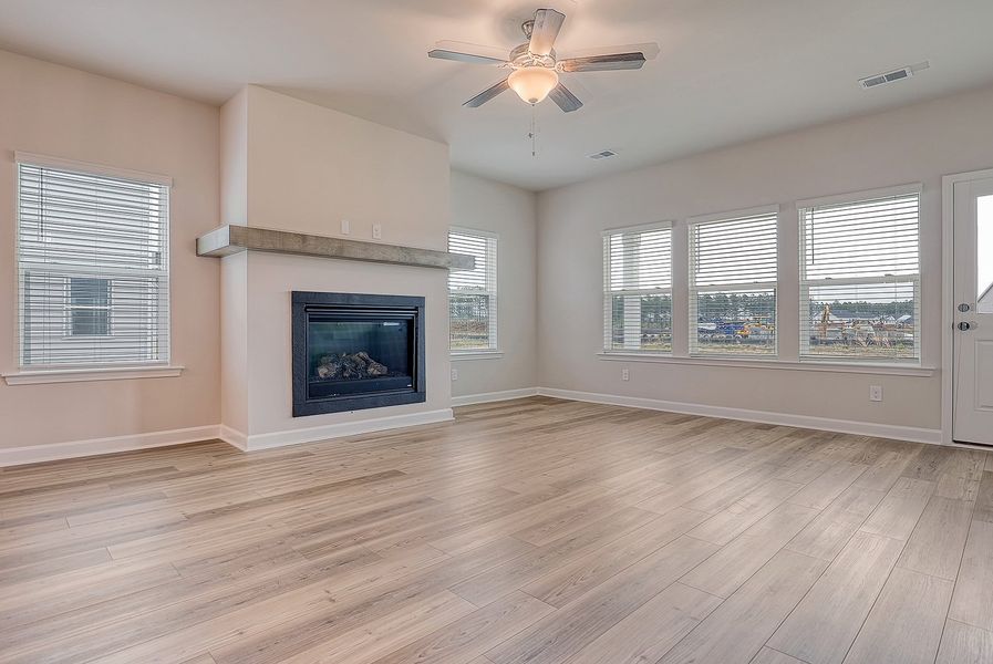 Representative unfurnished interior of a home built from the Washington by Ashton Woods in Watson Hill, Summerville (Image 7).