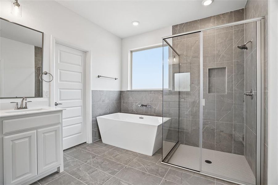 Furnished interior view inside a new home in Arbor Oaks, Boyd (Image 19).