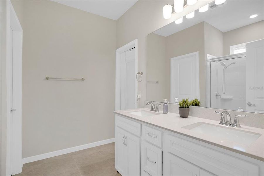 Furnished interior view inside a new home in , Deland (Image 14).