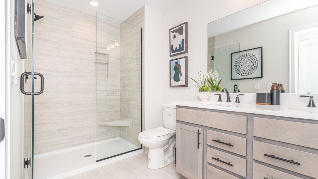 Representative furnished interior of a home built from the The Keswick Townhome (Interior Walk-Out) by Norfolk Homes in Bristol Ridge Townhomes, Ann Arbor (Image 34).