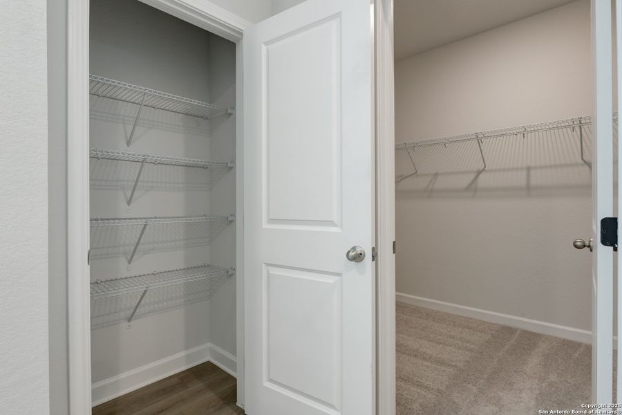 Spacious, unfurnished interior of a new home in Cordova Trails, Seguin (Image 28).