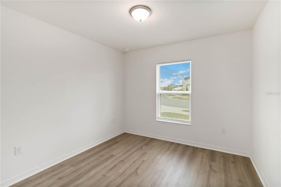 Spacious, unfurnished interior of a new home in , Davenport (Image 13).
