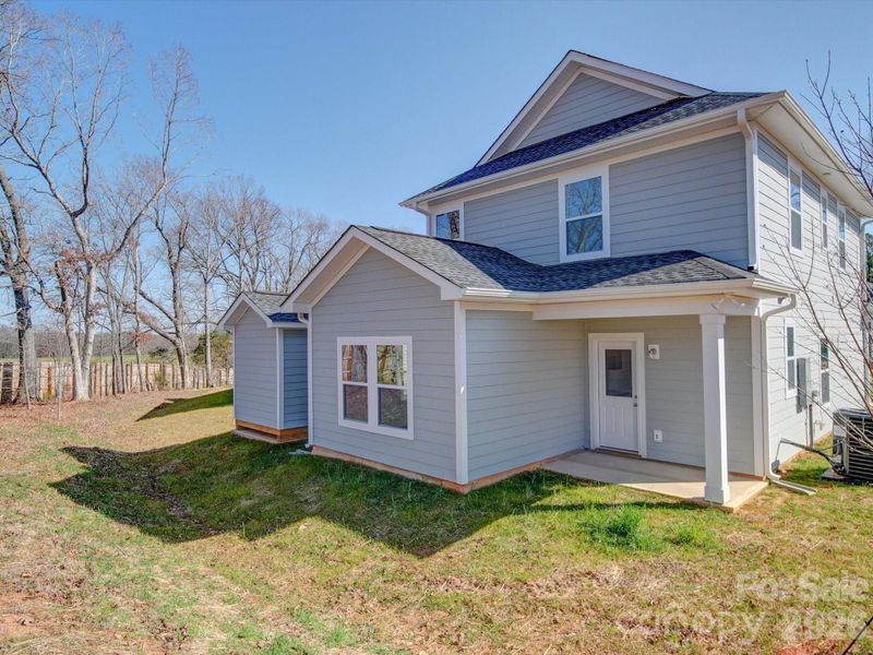 Exterior details and patio area of a home in , Gastonia (Image 31).