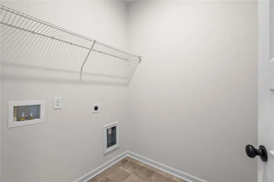 Spacious, unfurnished interior of a new home in Fairington, Cartersville (Image 21). Spacious, unfurnished interior of a new home in Fairington, Cartersville (Image 21).