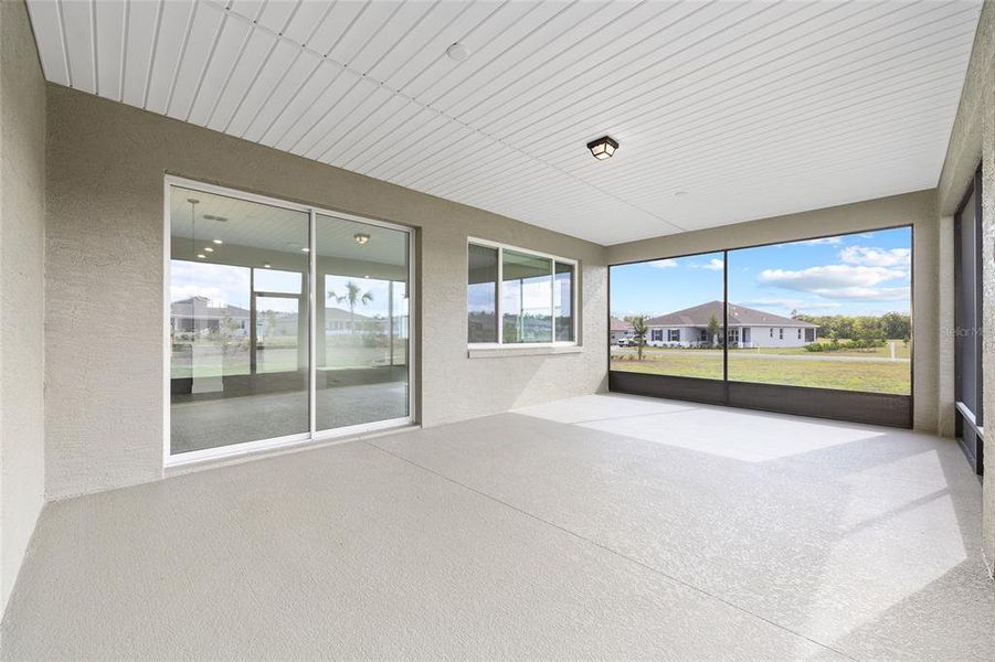 Exterior details and patio area of a home in , Ocala (Image 25).