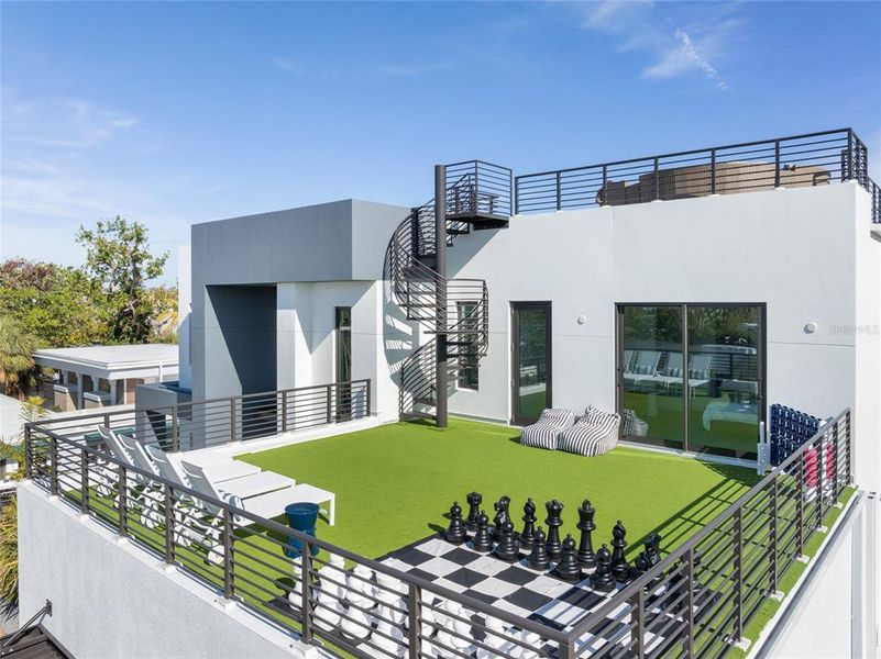 Image 40 of a home in .