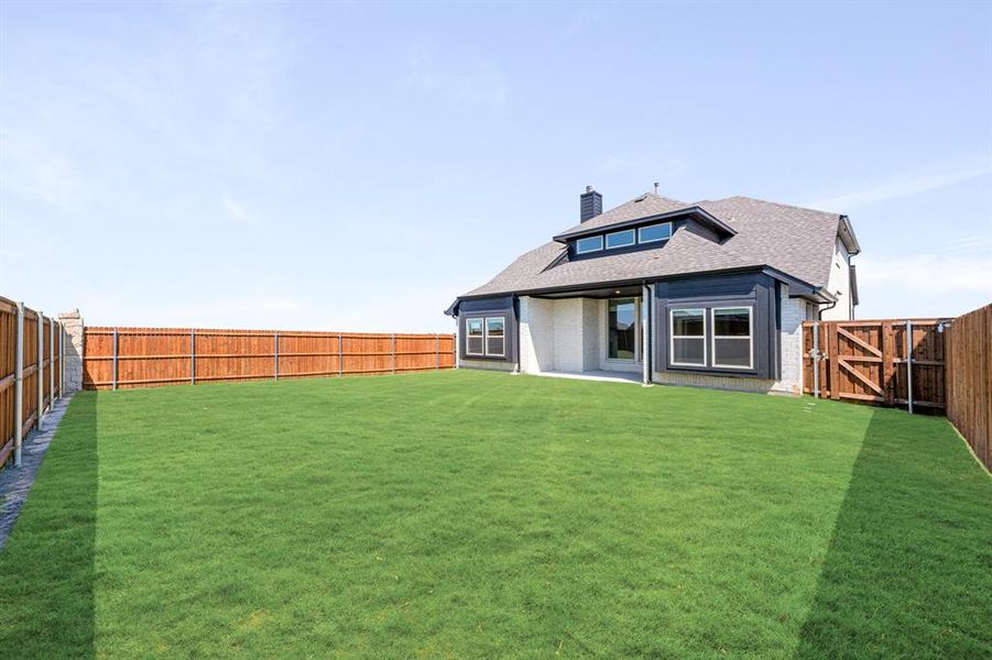 Front exterior of a new home in Devonshire Classic 50-55, Forney, TX, highlighting curb appeal (Image 22). Front exterior of a new home in Devonshire Classic 50-55, Forney, TX, highlighting curb appeal (Image 22).