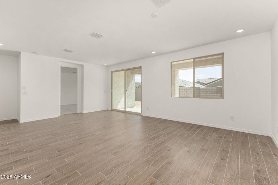 PHX_TylerRanch_Lot 2038_Azure_24197_Grea