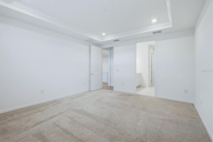 Spacious, unfurnished interior of a new home in , Parrish (Image 29).