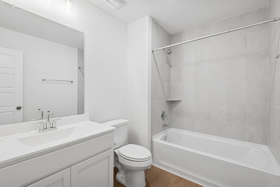 Furnished interior view inside a new home in Miller's Pond, Rosenberg (Image 9). Furnished interior view inside a new home in Miller's Pond, Rosenberg (Image 9).