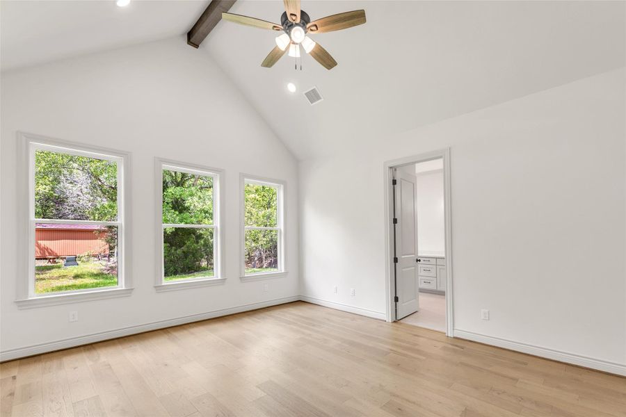 Spacious, unfurnished interior of a new home in , College Station (Image 42). Spacious, unfurnished interior of a new home in , College Station (Image 42).