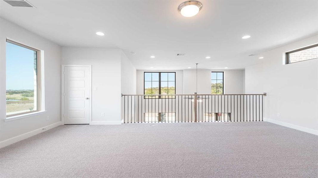 Spacious, unfurnished interior of a new home in The Heights At Uptown Celina 45', Celina (Image 10).