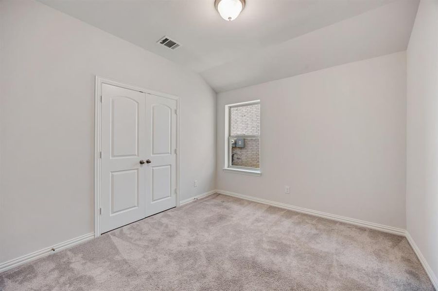 Spacious, unfurnished interior of a new home in , Princeton (Image 26).
