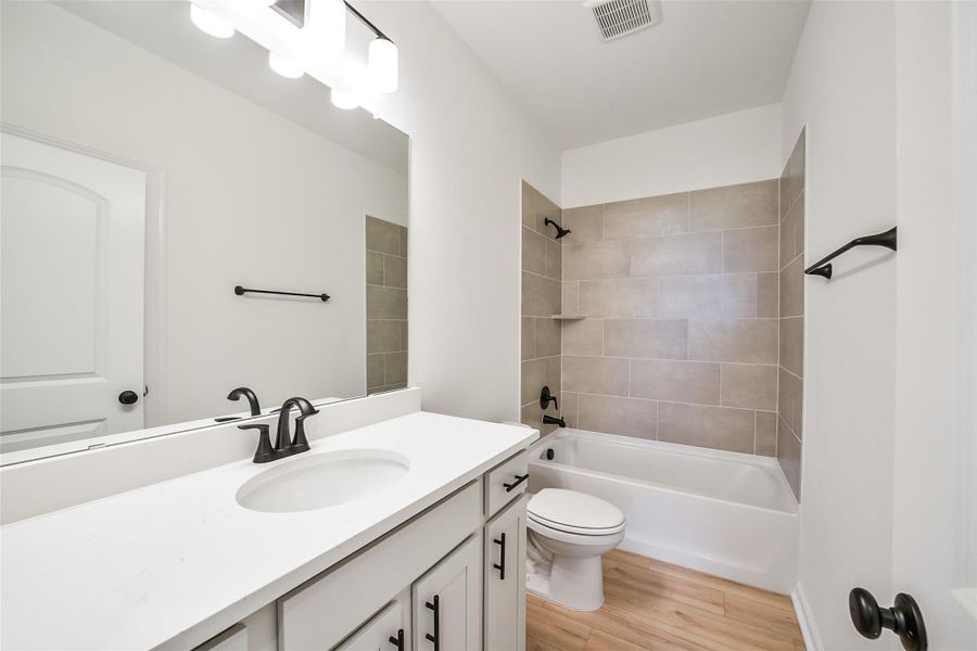 Furnished interior view inside a new home in Mostyn Springs, Magnolia (Image 10).