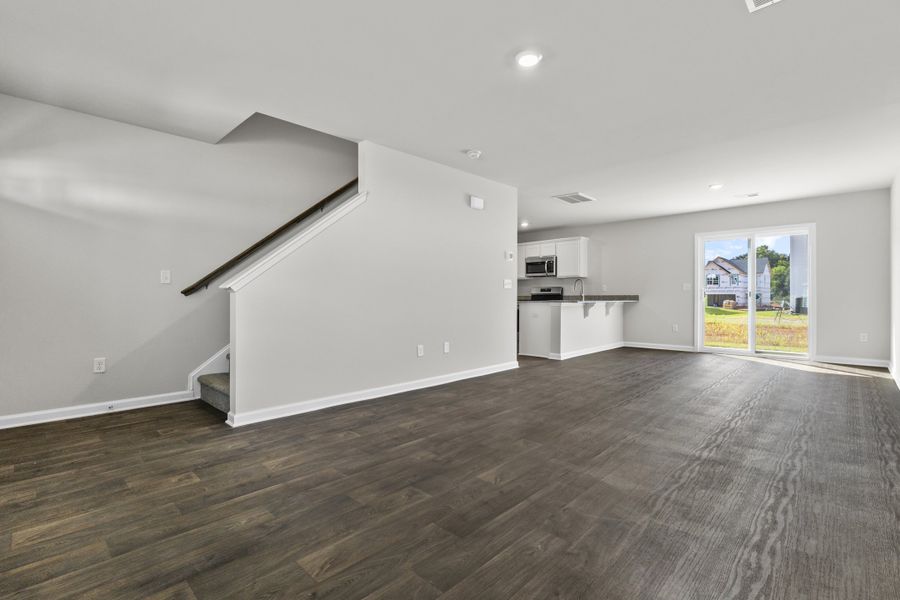 Spacious, unfurnished interior of a new home in Willow Lake, Blythewood (Image 11). Spacious, unfurnished interior of a new home in Willow Lake, Blythewood (Image 11).