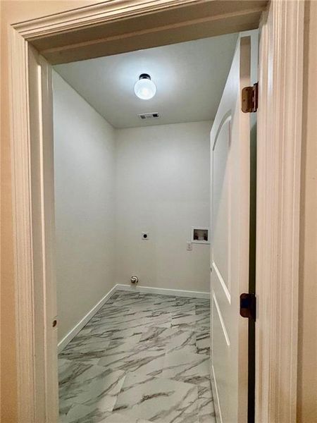 Spacious, unfurnished interior of a new home in , Maysville (Image 24).