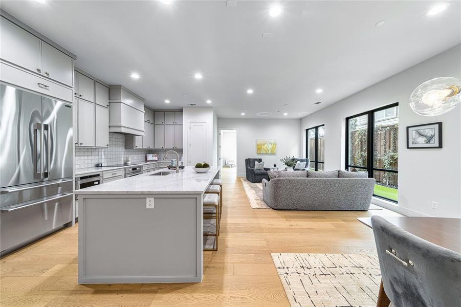 Furnished interior view inside a new home in , Dallas (Image 15).
