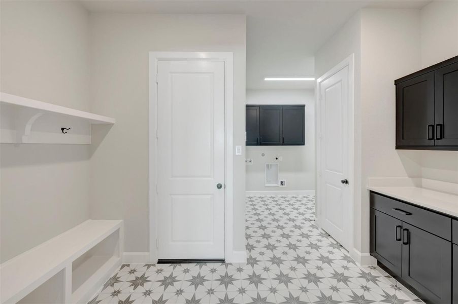 Furnished interior view inside a new home in Harvest Green 65', Richmond (Image 15).