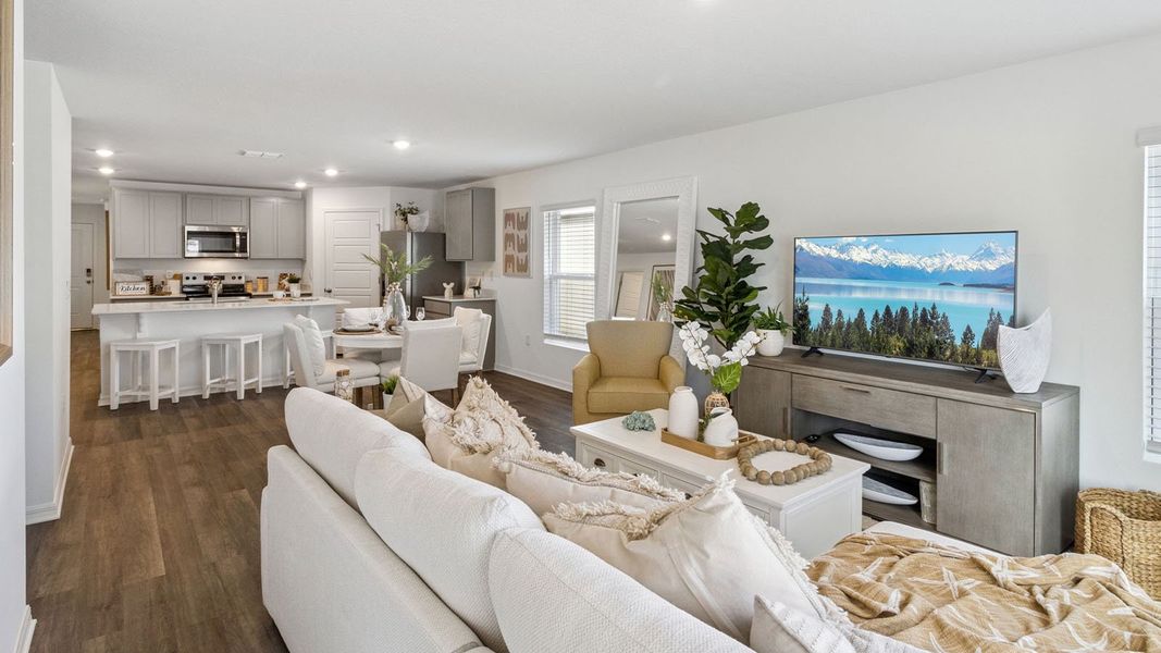 Representative furnished interior of a home built from the Dundee by D.R. Horton in Leoma's Landing, Lake Wales (Image 6).