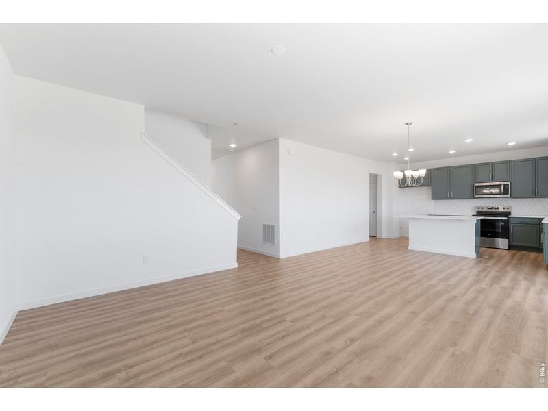 Spacious, unfurnished interior of a new home in Granary, Johnstown (Image 12).