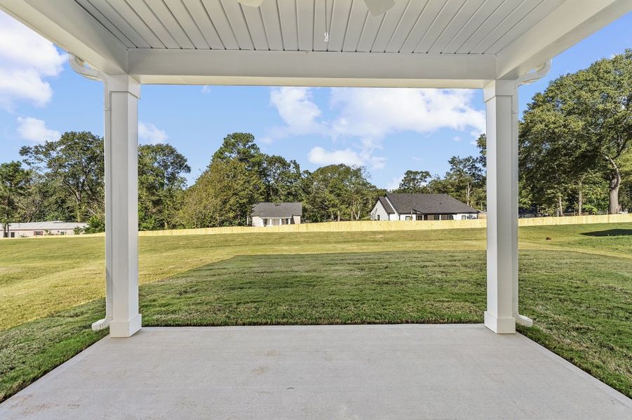 Exterior details and patio area of a home in Mayfair Village, Spartanburg (Image 2).
