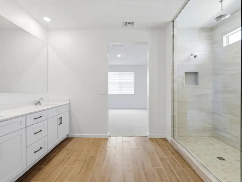 Spacious, unfurnished interior of a new home in Legacy Place, Glendale (Image 18). Spacious, unfurnished interior of a new home in Legacy Place, Glendale (Image 18).
