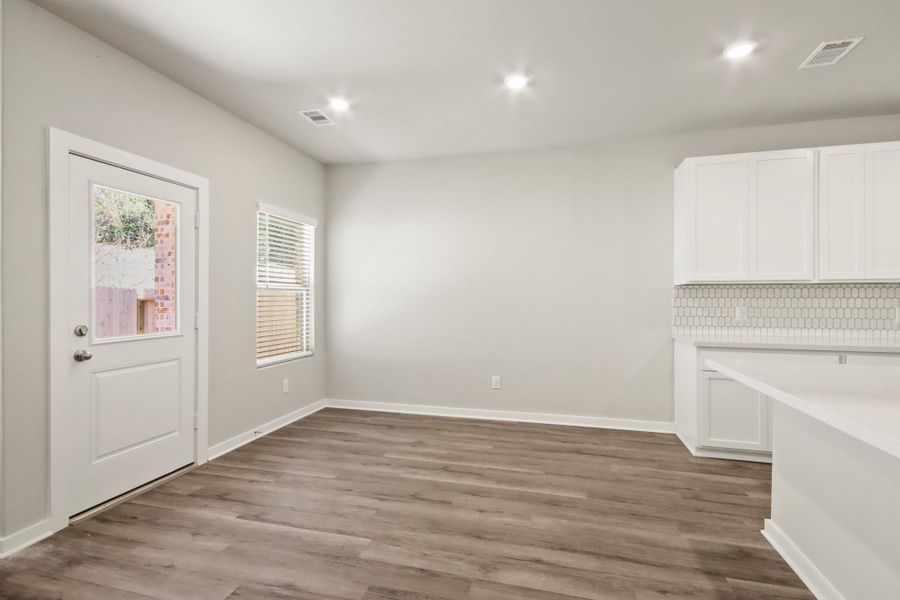 Spacious, unfurnished interior of a new home in Westridge Cove, Conroe (Image 18). Spacious, unfurnished interior of a new home in Westridge Cove, Conroe (Image 18).